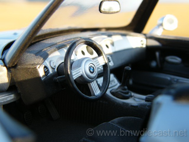 BMW Z8 E52 Silver Maisto 1:18